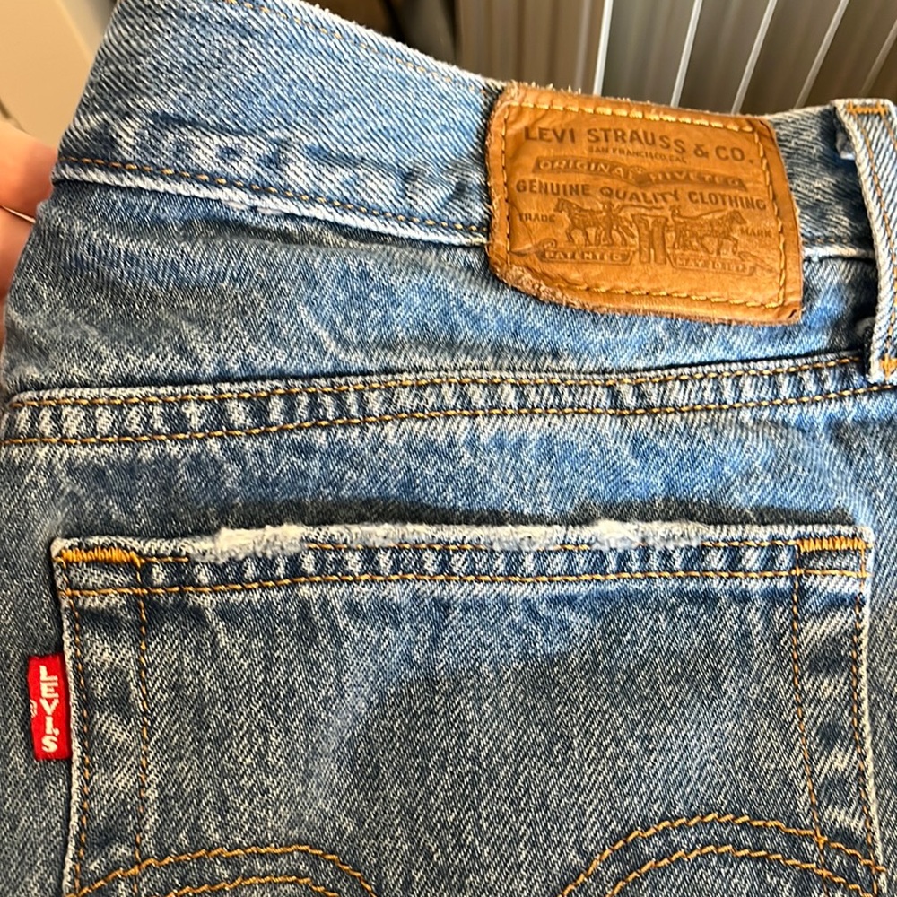Levis size 29 Wedgie Jeans